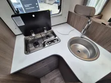 Fahrzeugbild Carado T447 pro+ *Hubbett*Markise*Safety-Paket* #20