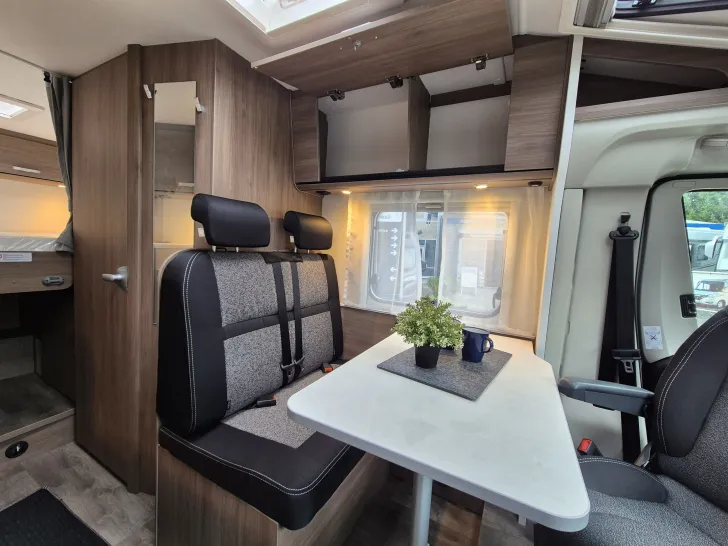 Fahrzeugbild Carado V337 *Markise*Fahrradträger* #18