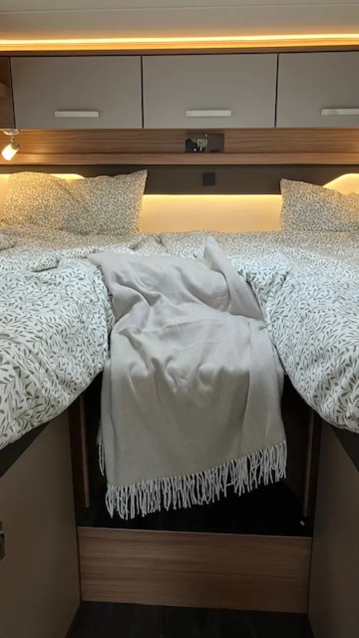 Fahrzeugbild Knaus L!VE LIVE I 700 MEG *180PS*Betterweiterung* #32