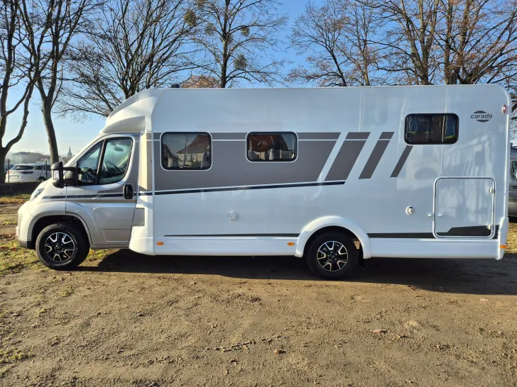 Fahrzeugbild Carado T447 pro+ *Hubbett*Bettumb.*Vorber.-Solar/RFK* #10