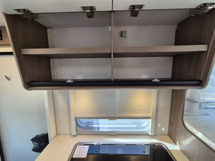 Fahrzeugbild Carado V132 pro+ *Bettenumbau*Safety*TV* #18