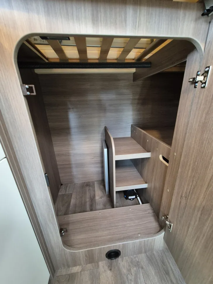 Fahrzeugbild Carado V132 pro+ *Bettenumbau*Safety*TV* #23