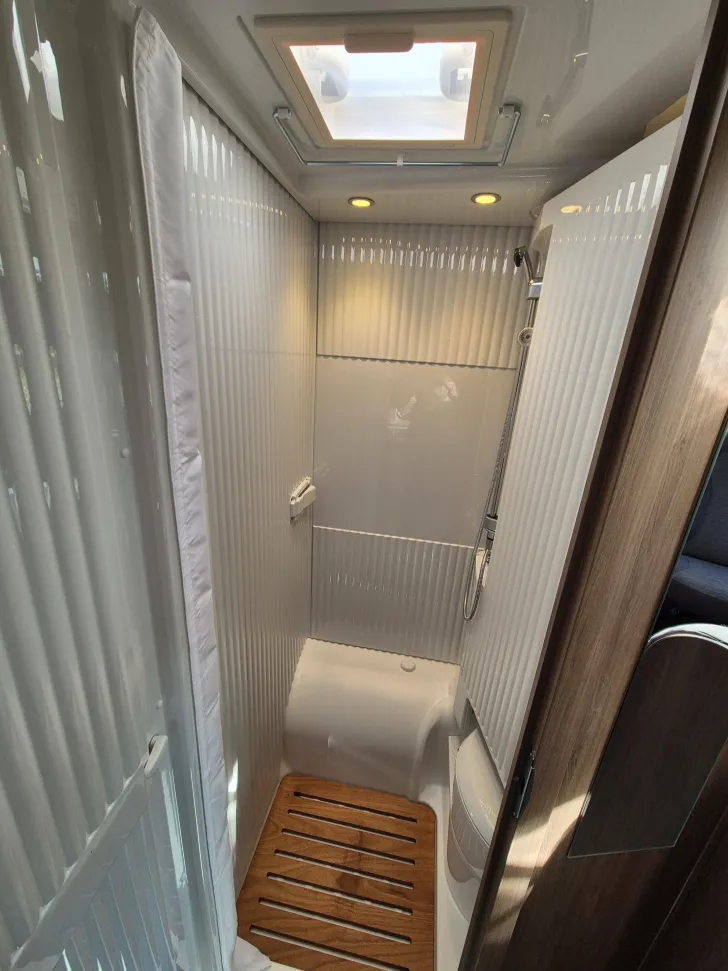 Fahrzeugbild Carado V132 pro+ *Bettenumbau*Safety*TV* #26