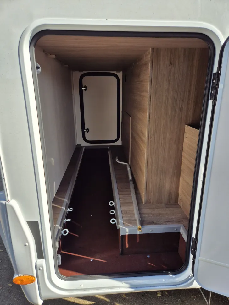 Fahrzeugbild Carado V132 pro+ *Bettenumbau*Safety*TV* #33