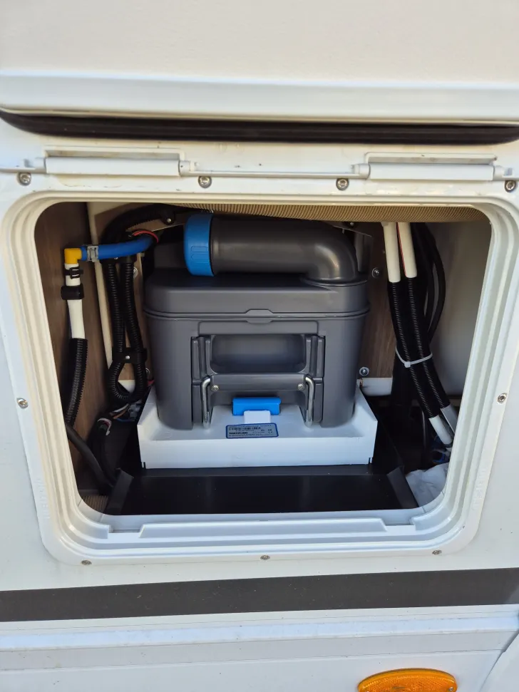 Fahrzeugbild Carado V132 pro+ *Bettenumbau*Safety*TV* #36