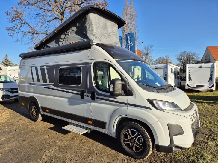 Fahrzeugbild Carado CV640 PRO+ Aufstelldach*Schwenkbad* #5