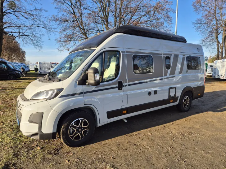 Fahrzeugbild Carado CV640 PRO+ Aufstelldach*Schwenkbad* #6