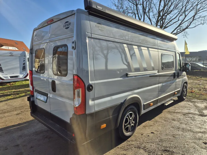 Fahrzeugbild Carado CV640 PRO+ Aufstelldach*Schwenkbad* #9