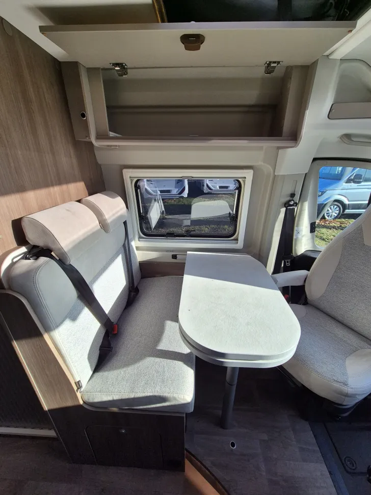 Fahrzeugbild Carado CV640 PRO+ Aufstelldach*Schwenkbad* #20