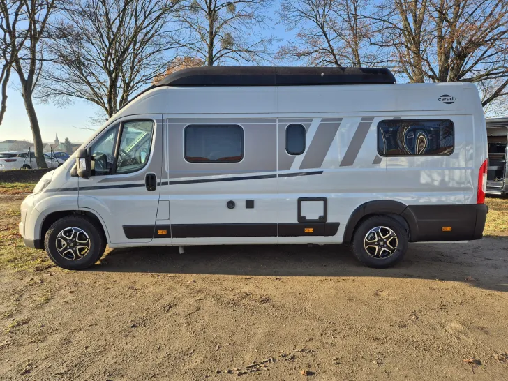 Fahrzeugbild Carado CV640 PRO+ Aufstelldach*Schwenkbad* #44