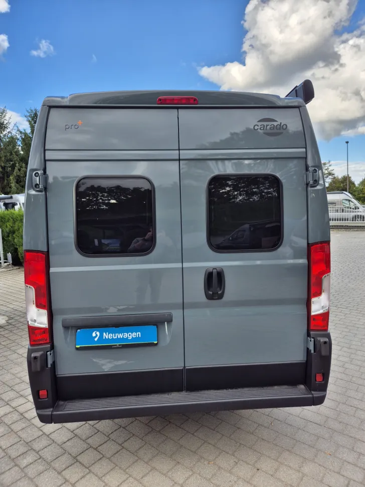 Fahrzeugbild Carado CV640 PRO+ Aufstelldach*Schwenkbad* #36