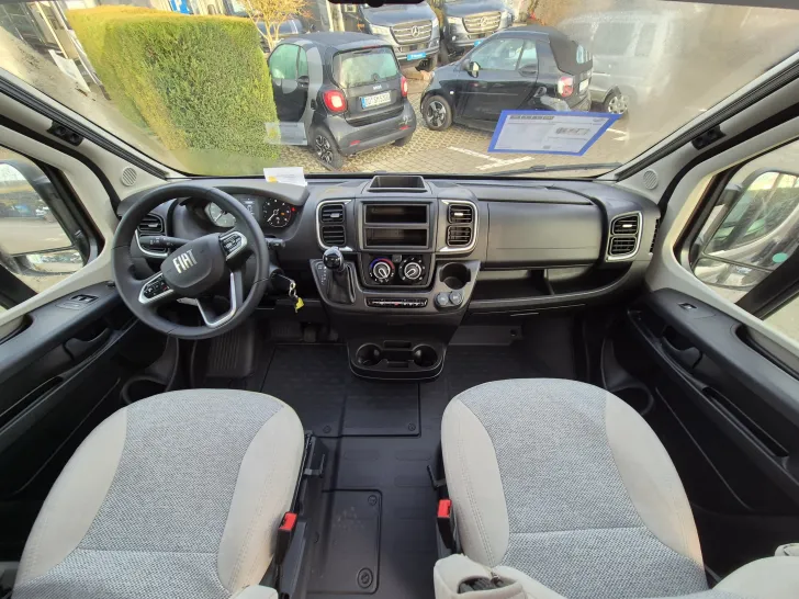 Fahrzeugbild Carado CV600 PRO+*Automatik*Schwenkbad* #8