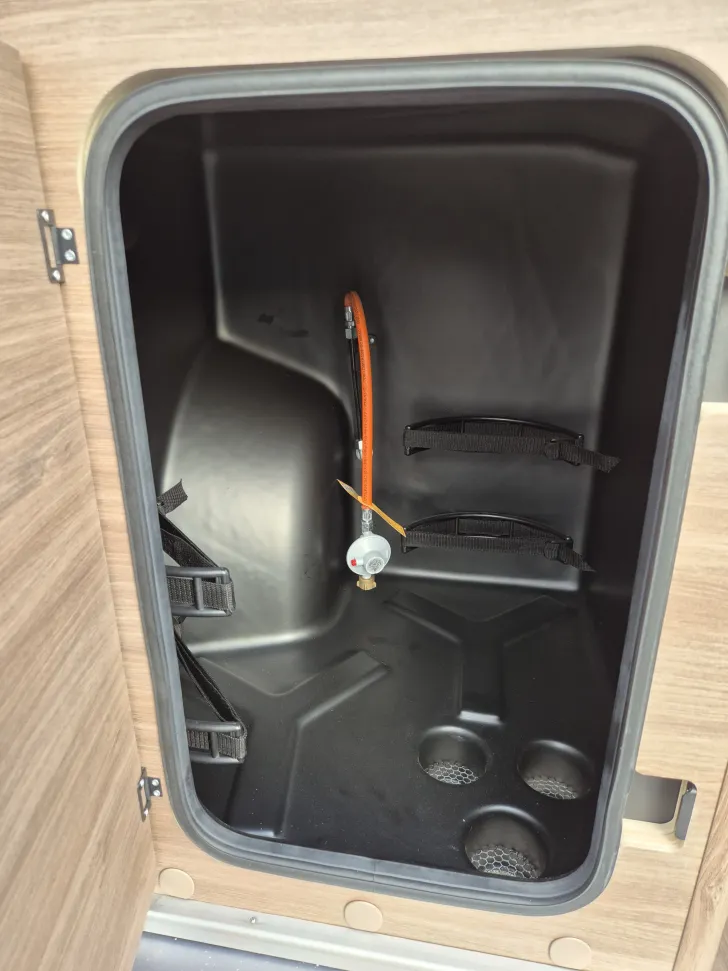 Fahrzeugbild Carado CV600 PRO+*Automatik*Schwenkbad* #37