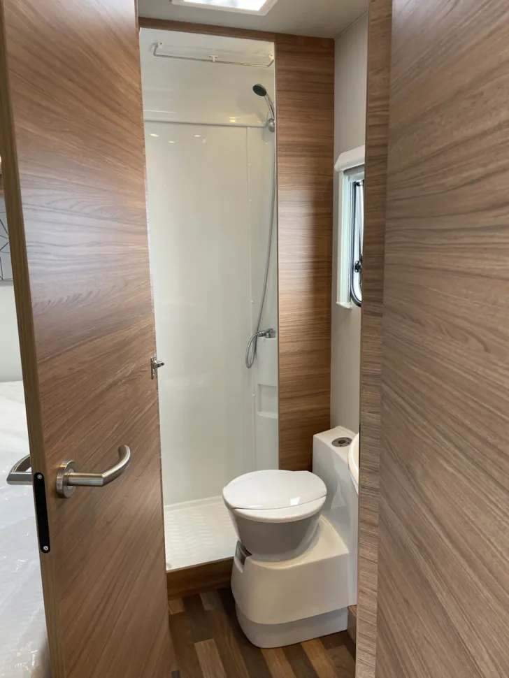 Fahrzeugbild Weinsberg CaraSuite 650 MF *Media-Paket*Markise* #13