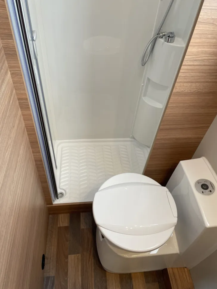 Fahrzeugbild Weinsberg CaraSuite 650 MF *Media-Paket*Markise* #14