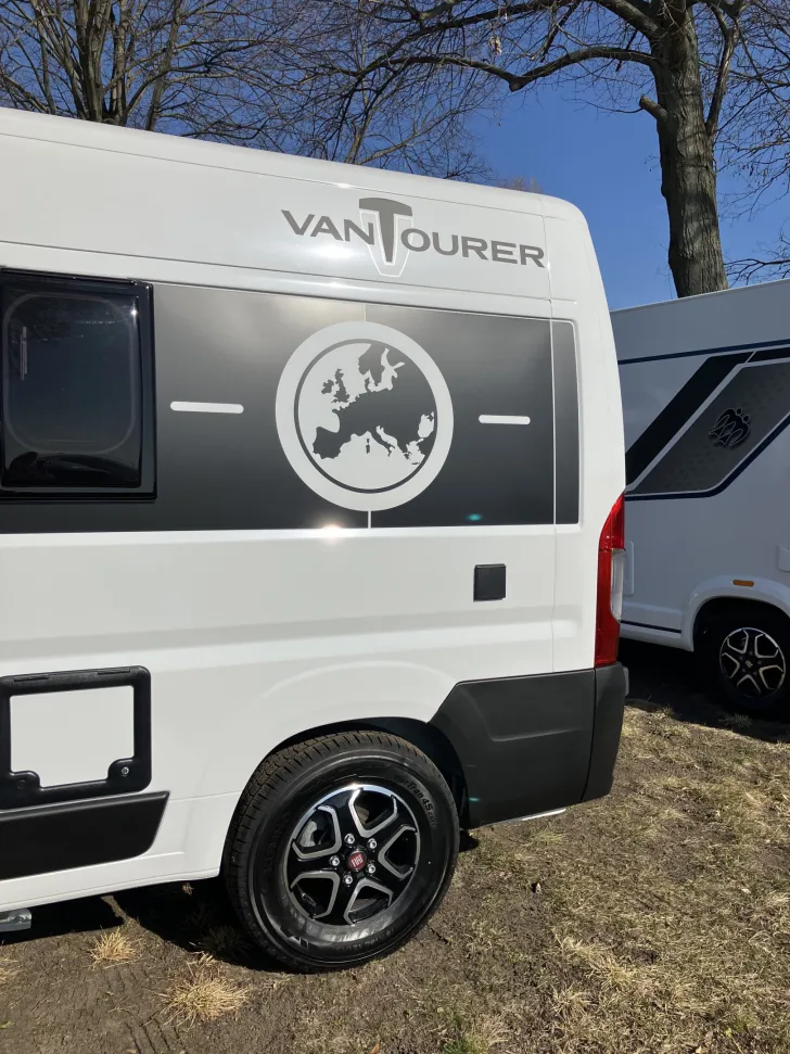 Fahrzeugbild VanTourer 600 D *Totwinkelassistent*Automatik* #44
