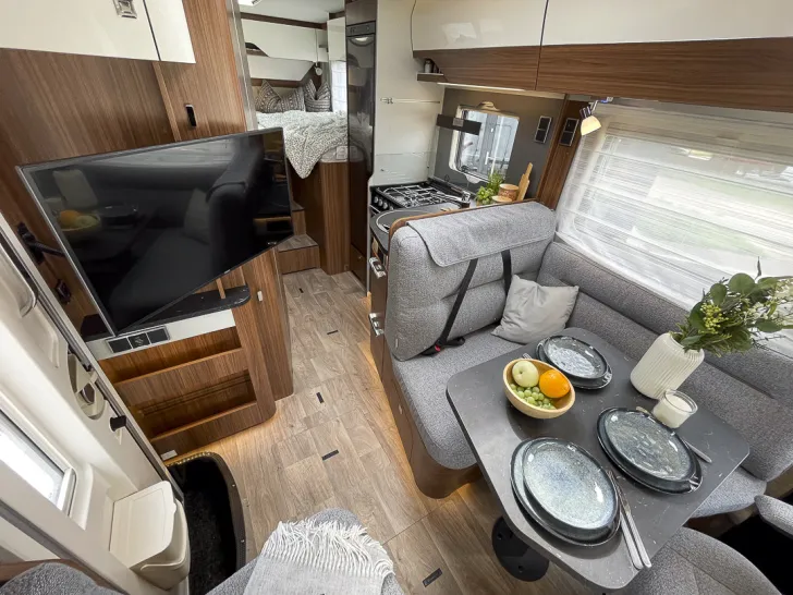 Fahrzeugbild Hymer B-MC I 600 WhiteLine *5.Sitzpl.*Solar*Dachklima #7