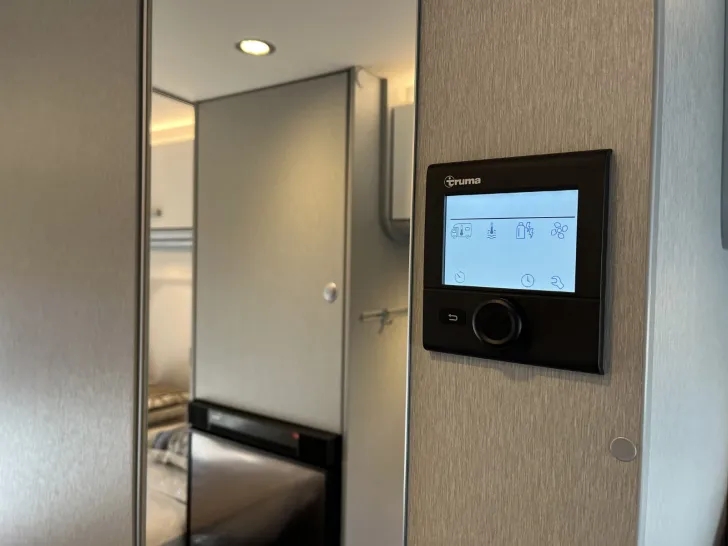 Fahrzeugbild Hymer Free S 600 Campus *AHK*Dieselh.*Aufstelldach* #32