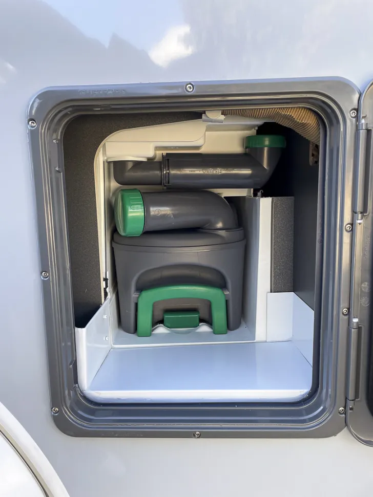 Fahrzeugbild Knaus AZUR 500 EU *Markise*DuoControl* #9