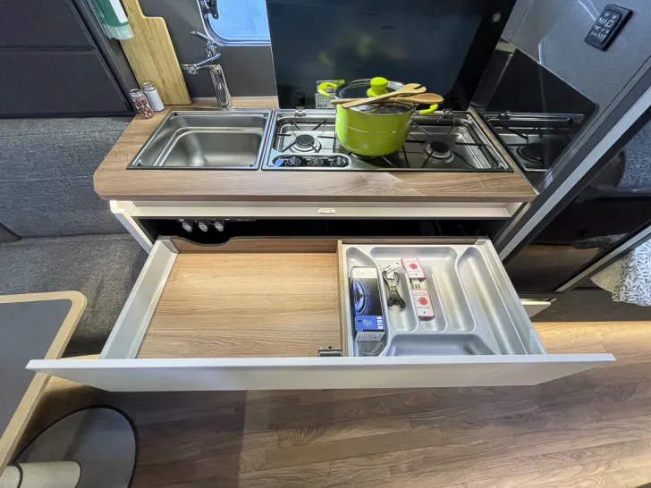 Fahrzeugbild Knaus AZUR 500 EU *Markise*DuoControl* #21