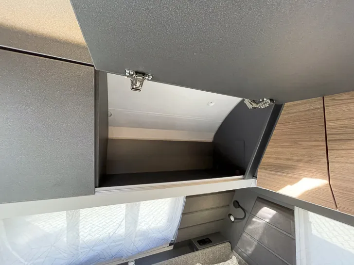 Fahrzeugbild Knaus AZUR 500 EU *Markise*DuoControl* #34