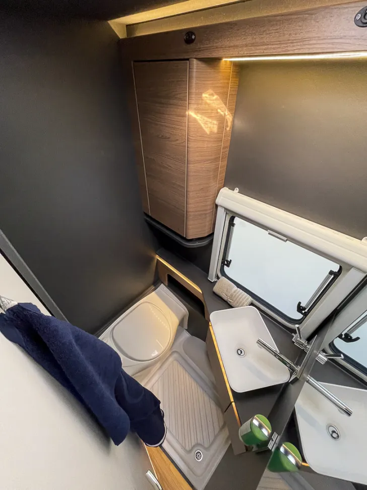 Fahrzeugbild Knaus AZUR 500 EU *Markise*DuoControl* #37