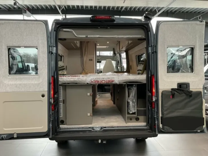 Fahrzeugbild Hymer Yosemite / Full LED / 3. Schlafplatz #13