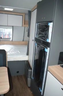 Fahrzeugbild Knaus Sport 500 QDK Kühlschrank 177l #13