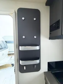 Fahrzeugbild Hobby De Luxe 460 SL/Bettverbreitung/Vorzeltsteckdose #18