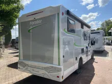 Fahrzeugbild Forster T 669 EB 165 PS * Automatik * Hubbett #5