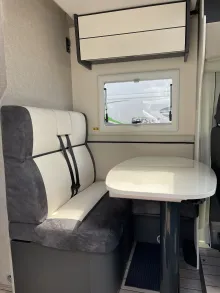 Fahrzeugbild Forster T 669 EB 165 PS * Automatik * Hubbett #8