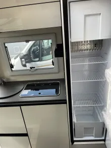 Fahrzeugbild Forster T 669 EB 165 PS * Automatik * Hubbett #10