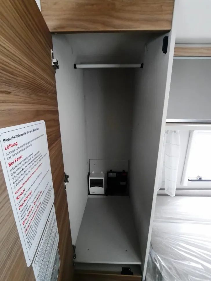 Fahrzeugbild Dethleffs Nomad 490 EST Verfüg./Sparen Sie 4.445,- € #18