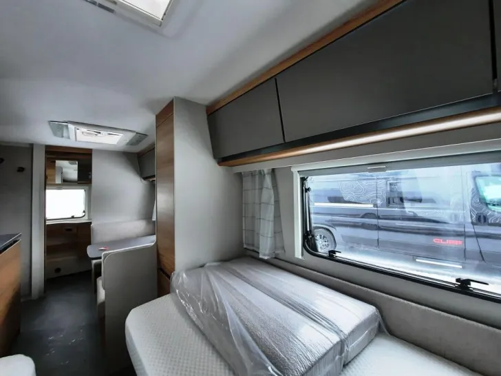 Fahrzeugbild Dethleffs Nomad 490 EST Verfüg./Sparen Sie 4.445,- € #9
