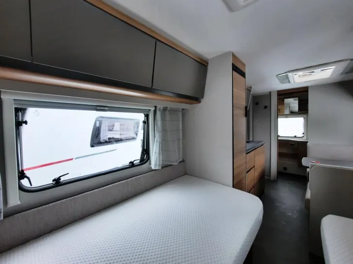 Fahrzeugbild Dethleffs Nomad 490 EST Verfüg./Sparen Sie 4.445,- € #8