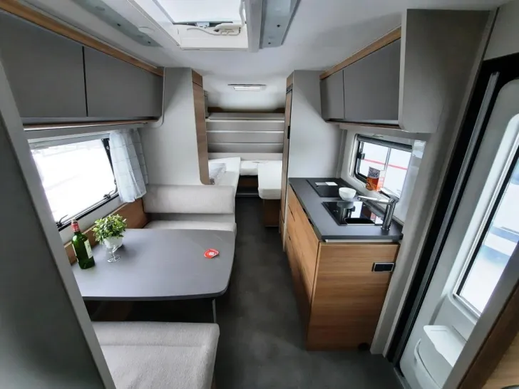 Fahrzeugbild Dethleffs Nomad 490 EST Verfüg./Sparen Sie 4.445,- € #4