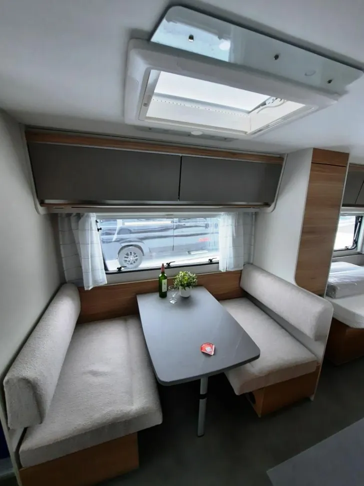 Fahrzeugbild Dethleffs Nomad 490 EST Verfüg./Sparen Sie 4.445,- € #10