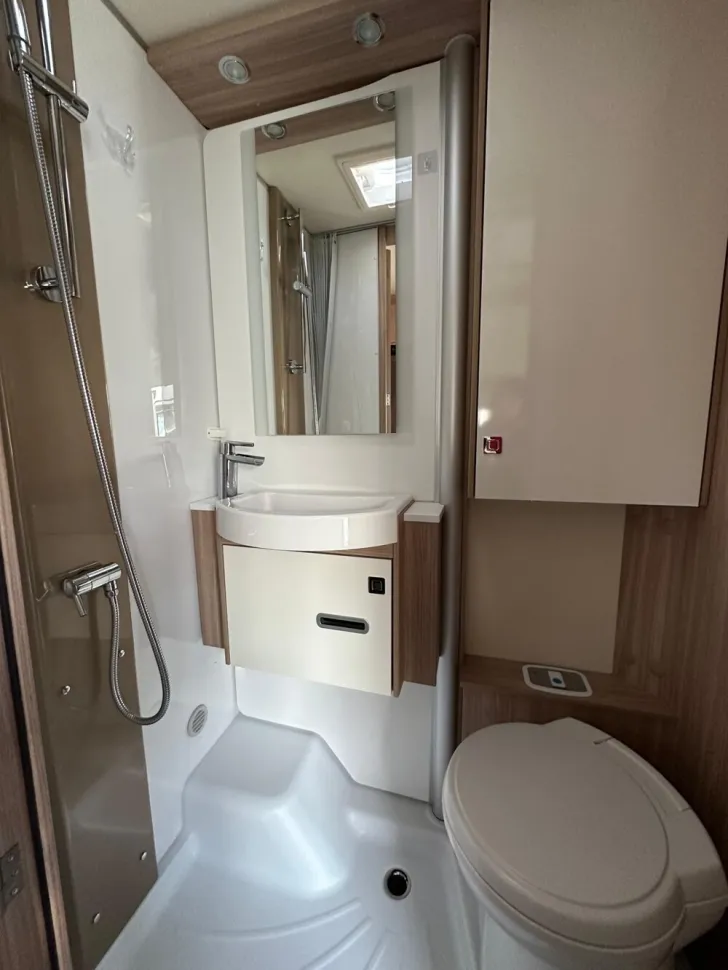 Fahrzeugbild Bürstner Lyseo Time T 690 G #11
