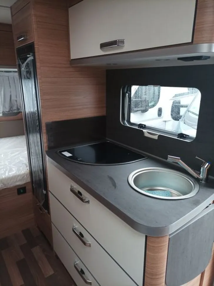 Fahrzeugbild Weinsberg CaraOne 420 QD EDITION [HOT] #14