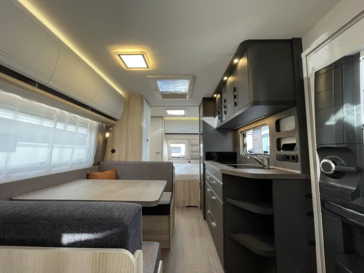 Fahrzeugbild Hobby De Luxe 540 KMFe MJ2026 #10