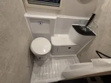 Fahrzeugbild Rimor Kilig 9 7 Gurtplätze/Automatik/4100kg/Solar #12