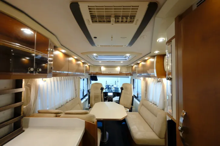 Fahrzeugbild Phoenix Liner 8800 MBX/Automatik/Queensbett/TOP-Fahrzeug #11