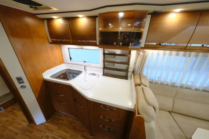 Fahrzeugbild Phoenix Liner 8800 MBX/Automatik/Queensbett/TOP-Fahrzeug #15
