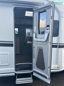 Fahrzeugbild Knaus LIVE TI 700 MEG ACC / Lithium / Dachklima / LTE #12