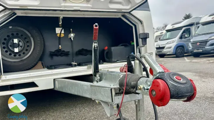 Seitlich Caravelair Allegra 400