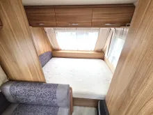 Sicht vorne-hinten Caravelair Allegra 400