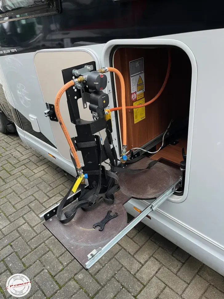 Fahrzeugbild Hobby Optima De Luxe T65 FL Automatik, TV, Luftfederung #6