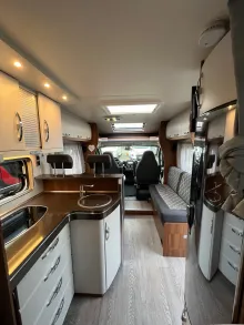 Fahrzeugbild Hobby Optima De Luxe T65 FL Automatik, TV, Luftfederung #10