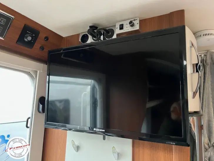 Fahrzeugbild Hobby Optima De Luxe T65 FL Automatik, TV, Luftfederung #12