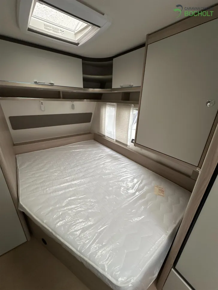 Fahrzeugbild Bürstner Premio 455 TS 1700 kg / Duschpaket #11